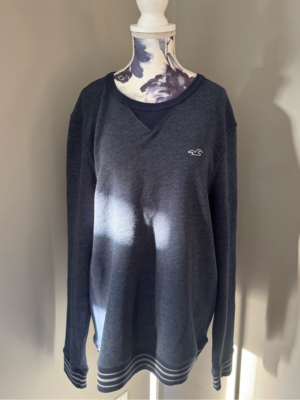 Hollister Sweatshirt Crewneck With Embroidered Logo